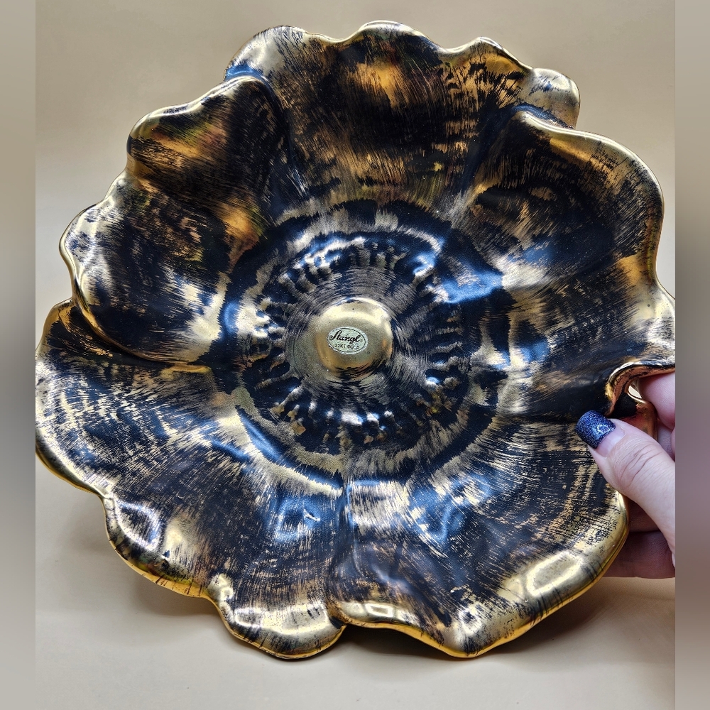 Stangl 22k Gold & Black Vintage Wavy 10.5" Bowl
